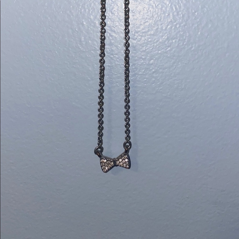 Sparkly Bow Necklace 💫